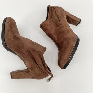 Franco Sarto Brown Suede Heeded Booties // 9